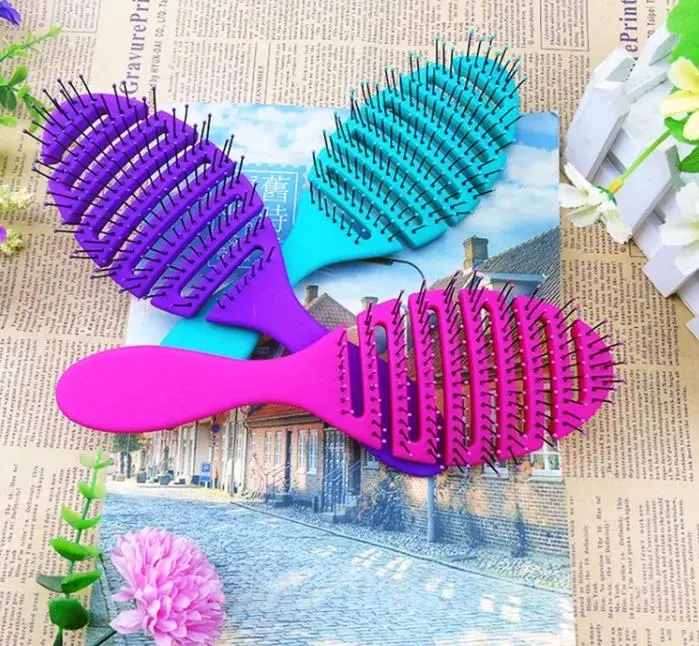 Hollow Curvature Hair Brush Anti-Static Smooth Hair Styling Combs Leaf Shape Coil Head Massage Comb